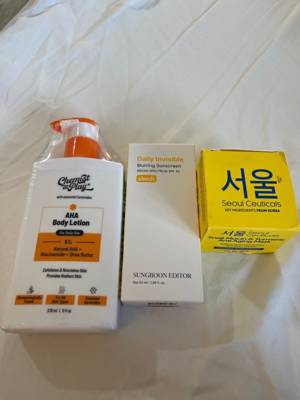 AHA Body Lotion - 5% AHA with Niacinamide & Shea Butter (White/Orange)